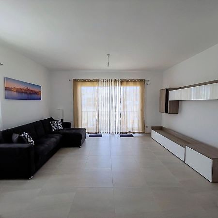 Close To Airport Apartment Zejtun Exterior photo