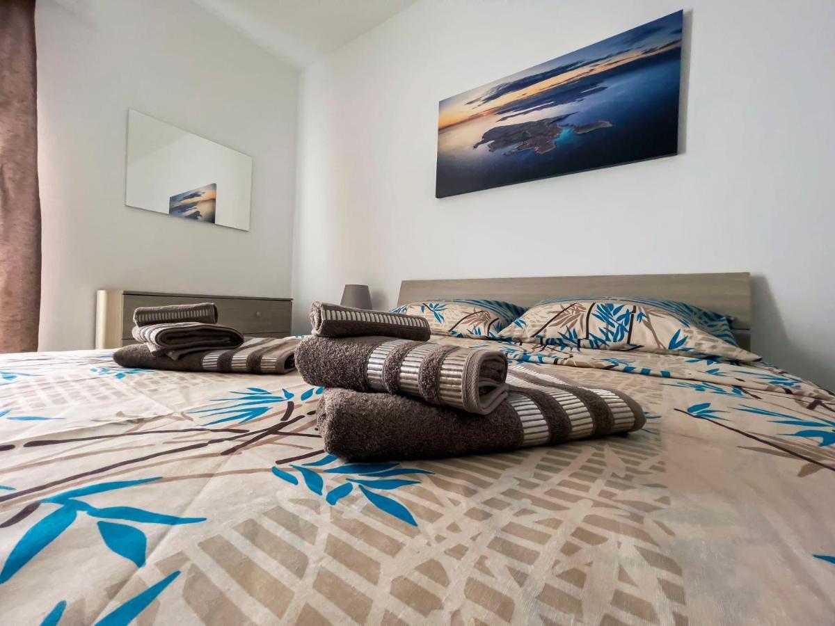 Close To Airport Apartment Zejtun Exterior photo