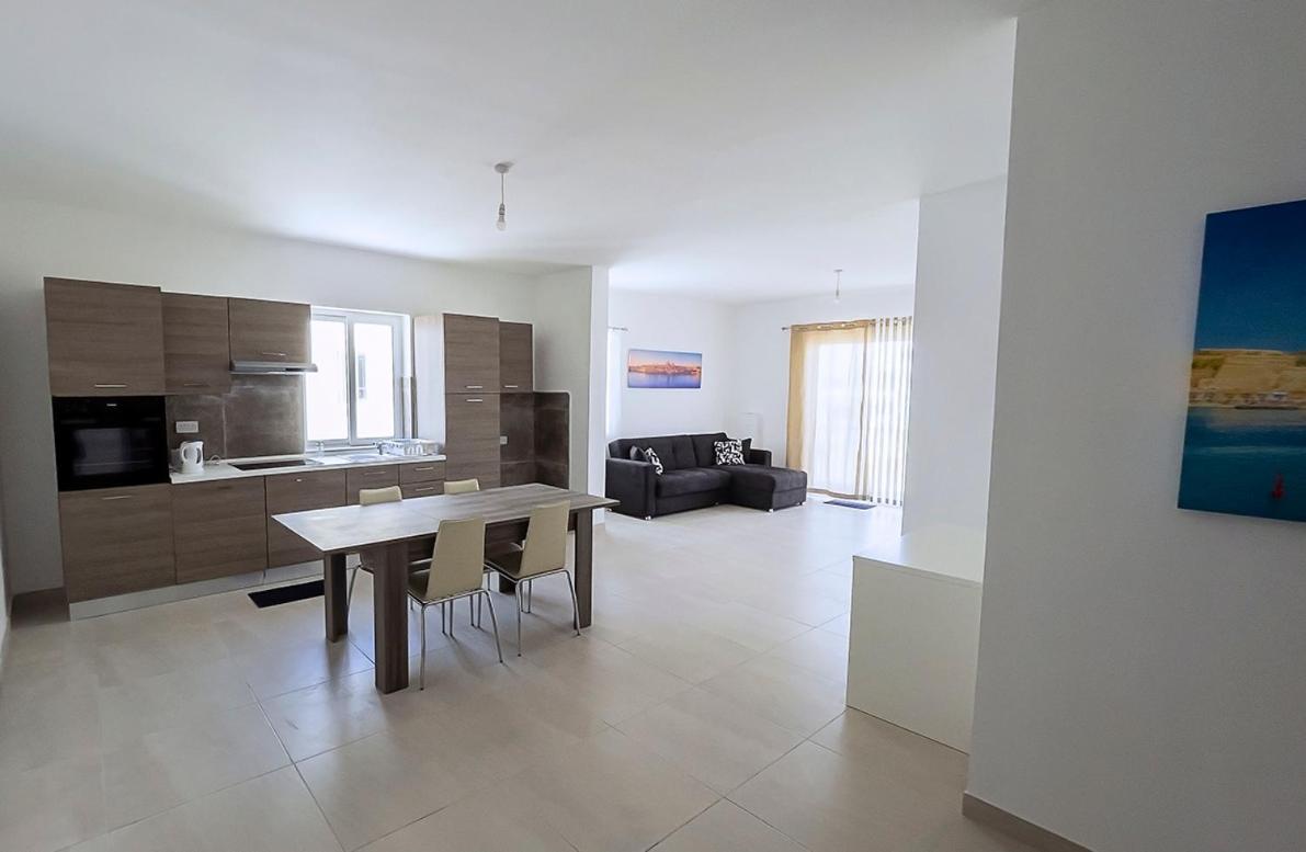 Close To Airport Apartment Zejtun Exterior photo