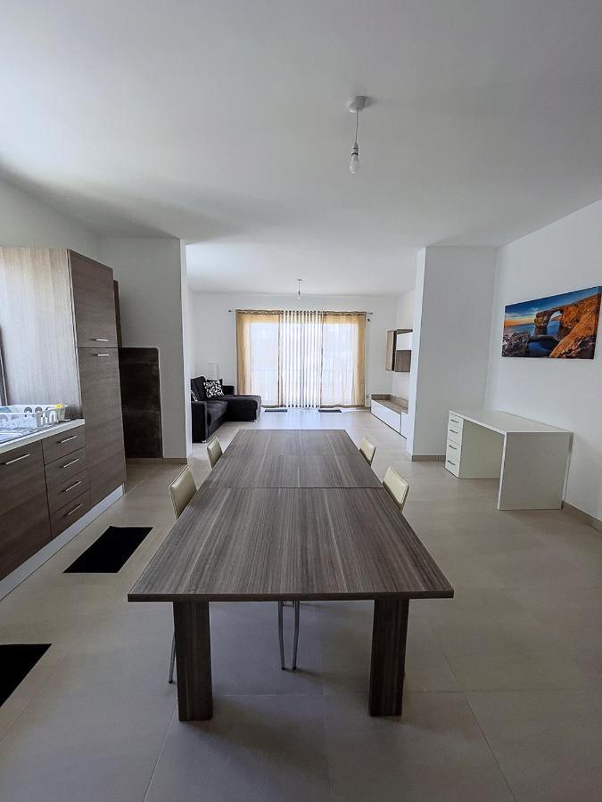 Close To Airport Apartment Zejtun Exterior photo
